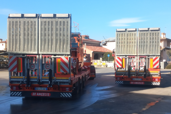 Tailor-made articulated truck twins